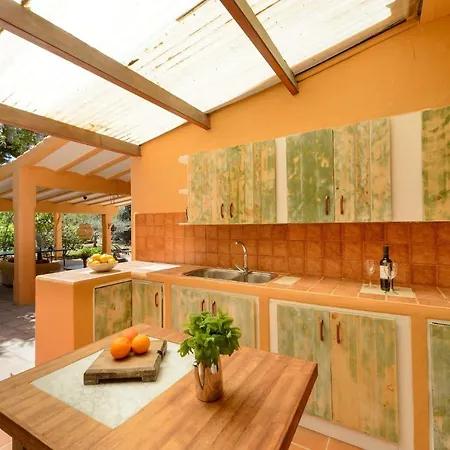 Beautiful Artists W/pool Villa Santa Eularia des Riu